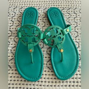 Tory Burch Cutout Medallion Leather Sandals in Teal Green